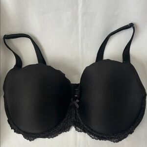 Victoria's Secret Dream Angels Black Lace Trim Demi Bra